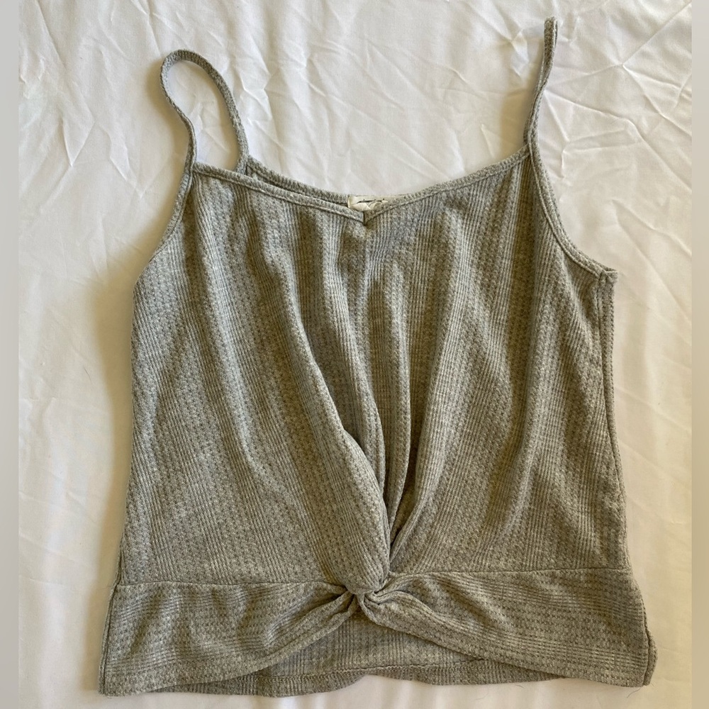🤍HIPPIE ROSE KNOT TANK TOP!